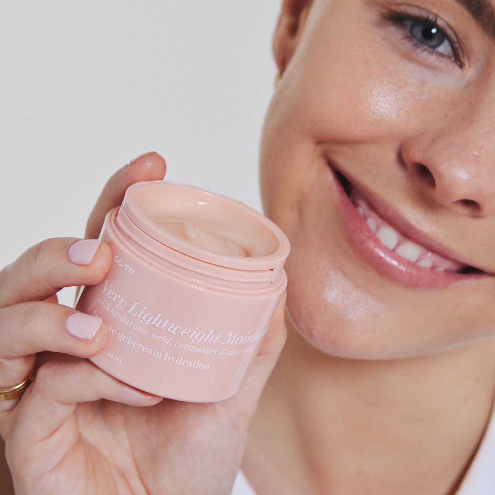 Very Lightweight Moisturiser Face Go-To Skincare   